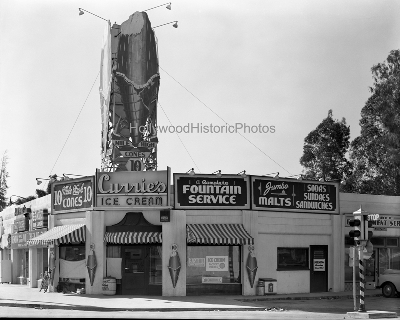 Curries 1942.jpg